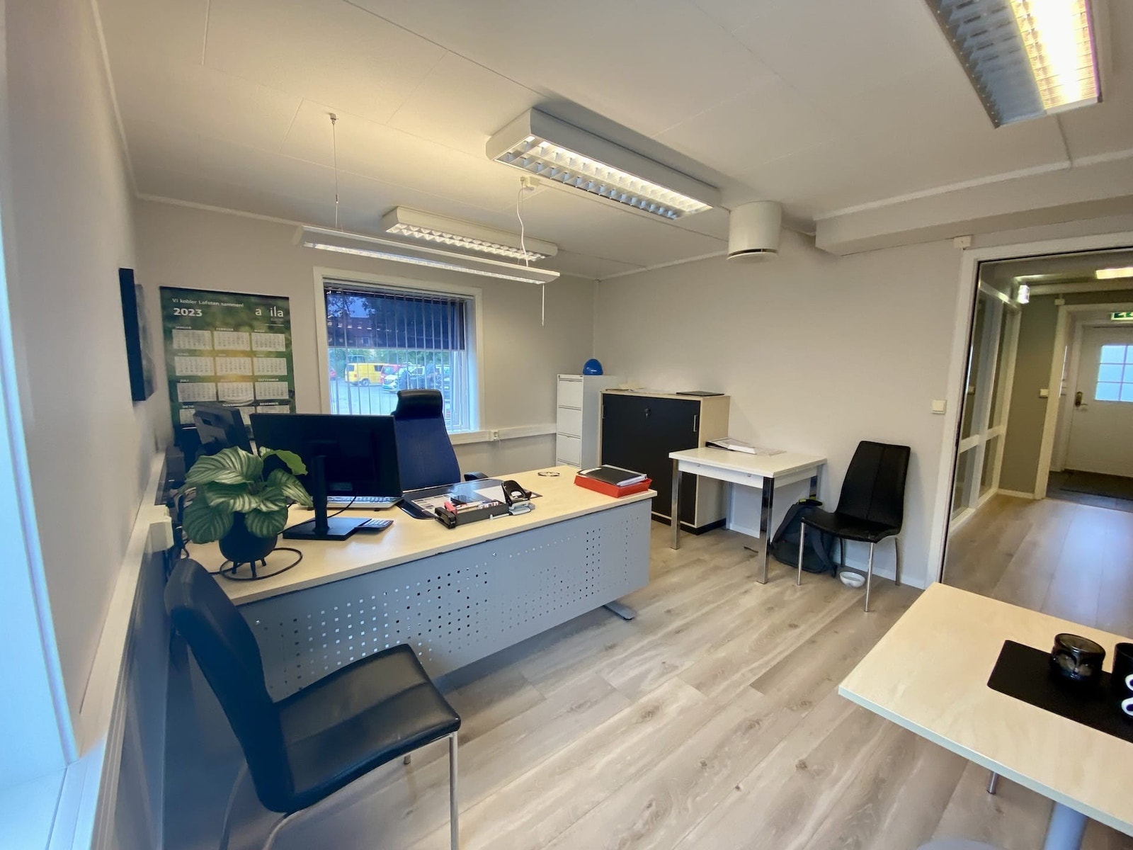 Kontor nr. 3 første etg. (annen vinkel) Galleribilde