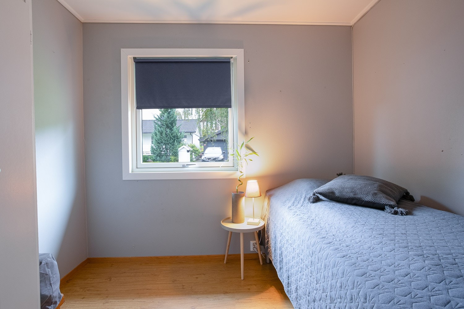 Soverom 3 / kontor med garderobeskap Galleribilde