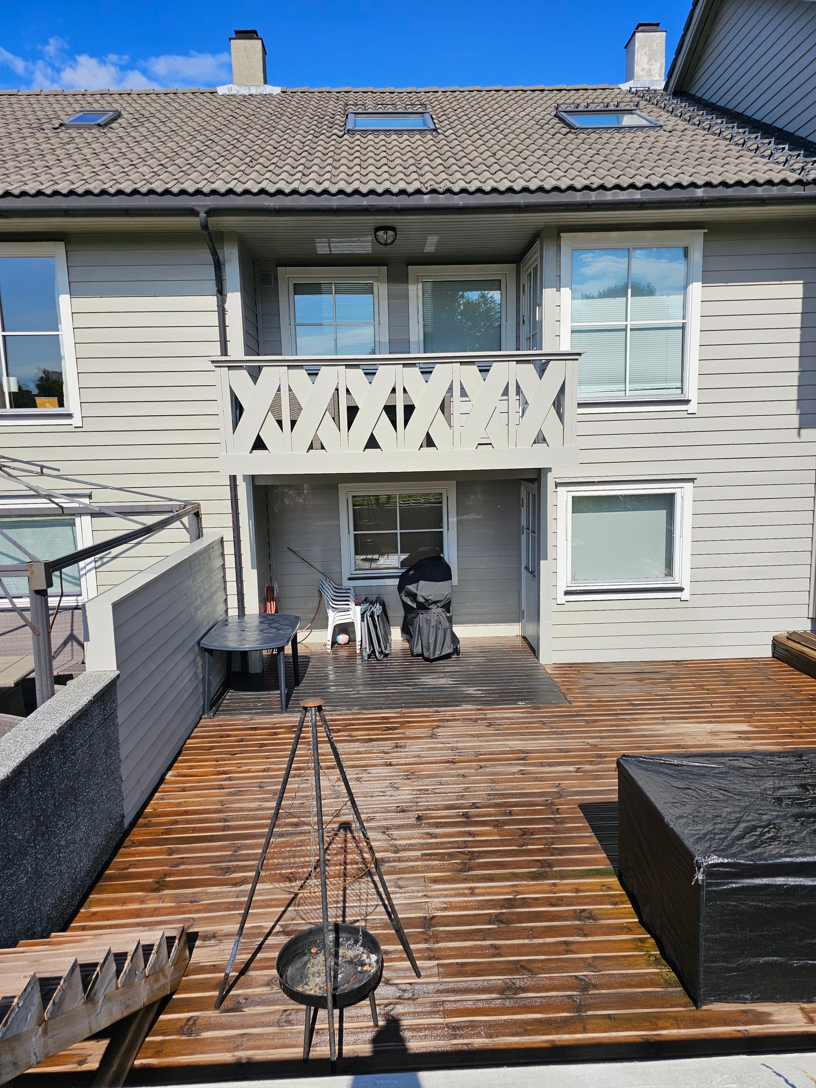 Fremside av hus Galleribilde