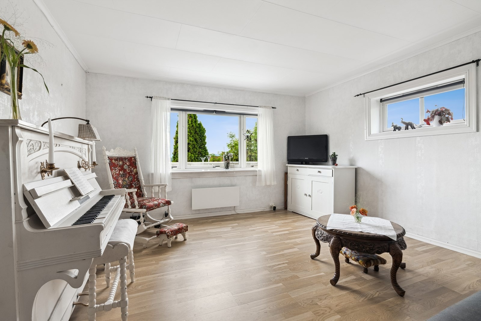 Leiligheten inneholder to soverom. Det ene soverommet er i dag innredet som stue. Galleribilde