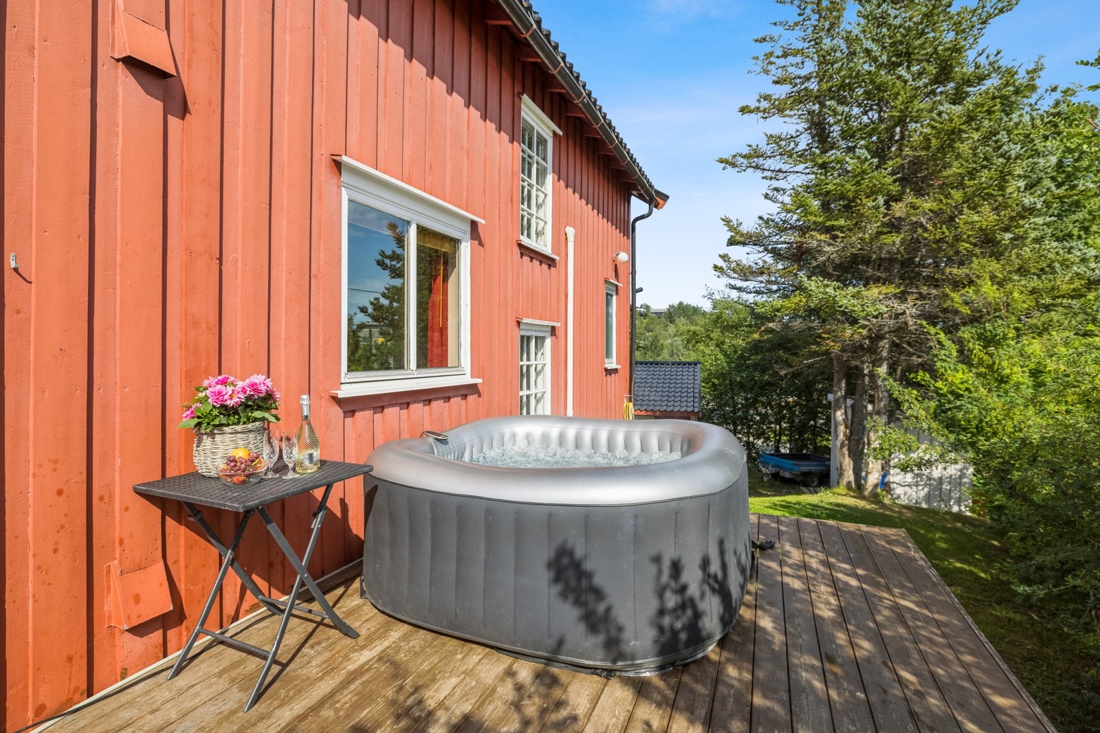 På siden kan man ha et spa hvor man kan sitte helt uforstyrret. Galleribilde