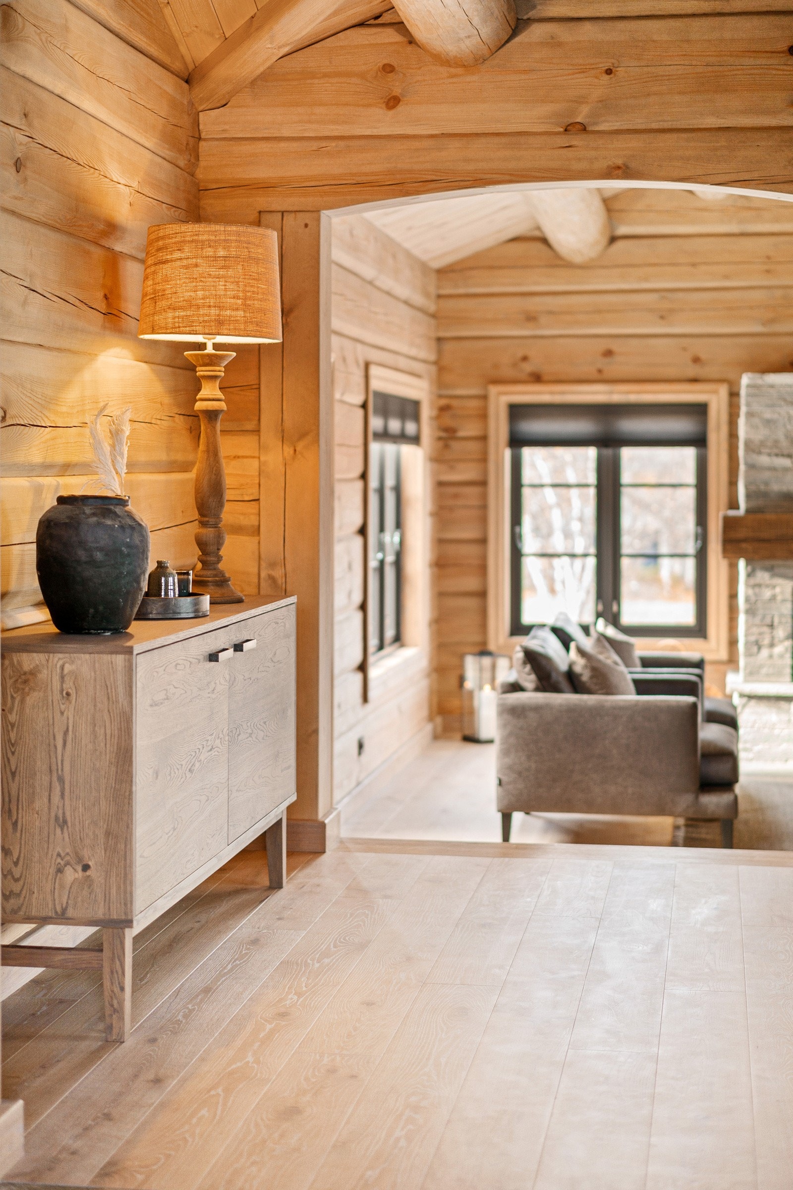 Mot stue Galleribilde