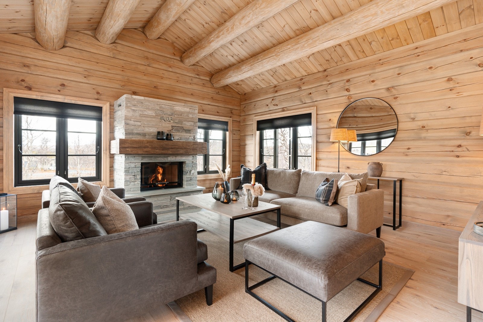 Screens i alle vinduer Galleribilde