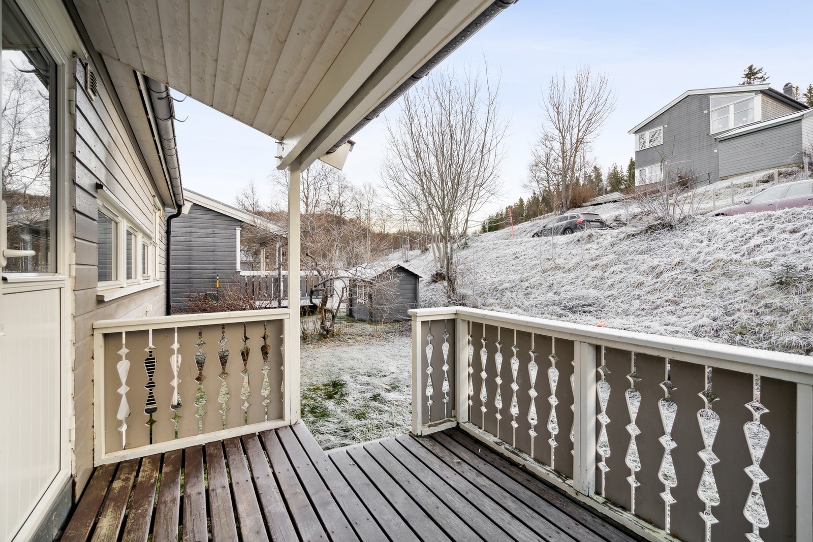 Fin veranda med utgang fra stue. Galleribilde