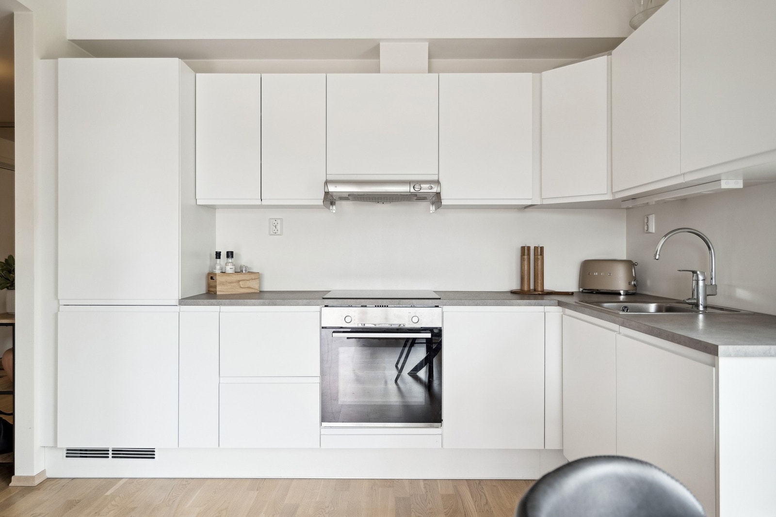 Kjøkkenet er vurdert til TG1 av takstmann, fremstår moderne og er godt vedlikeholdt. Galleribilde