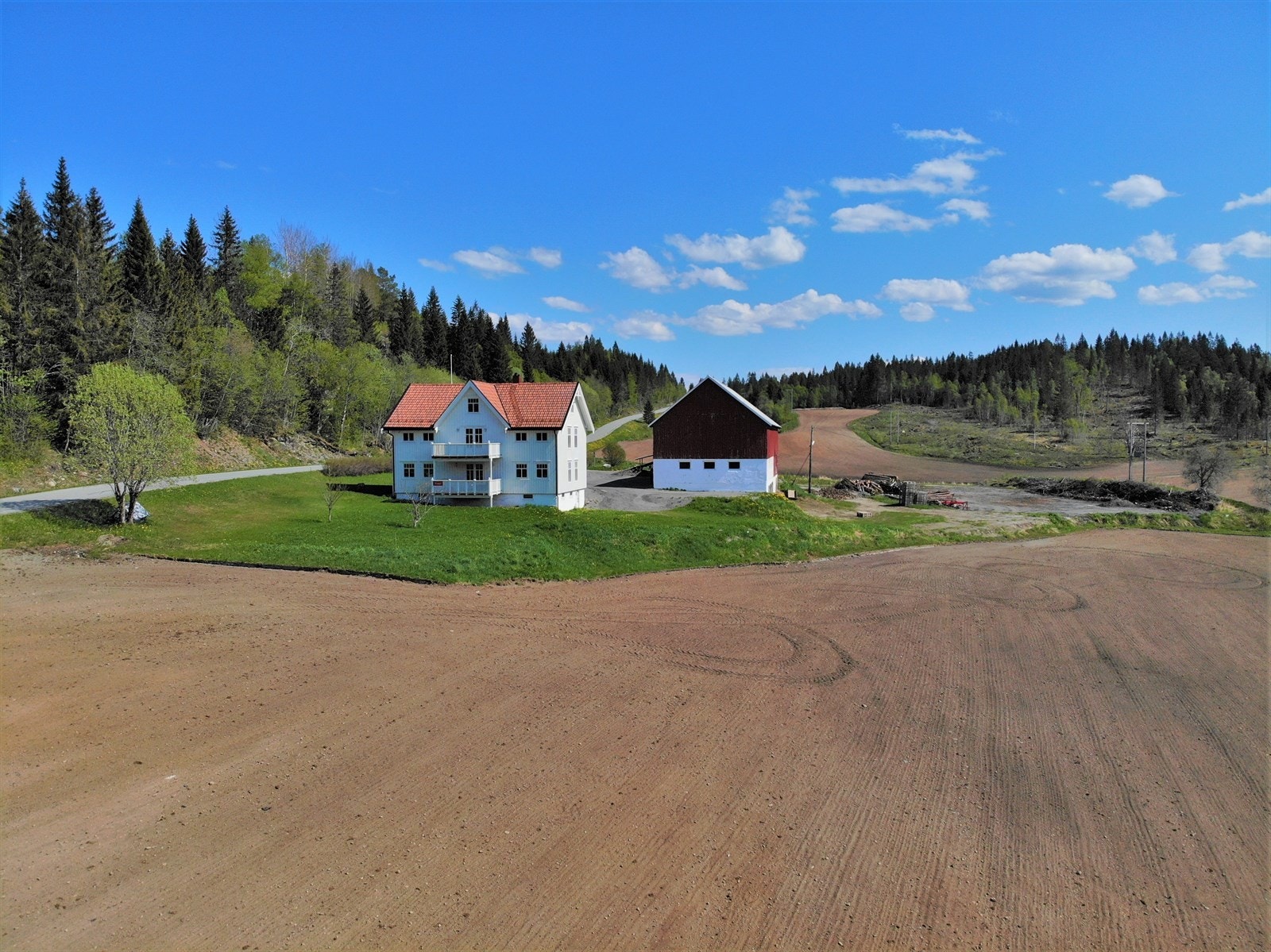 Ta kontakt så ordner vi med visning! Galleribilde