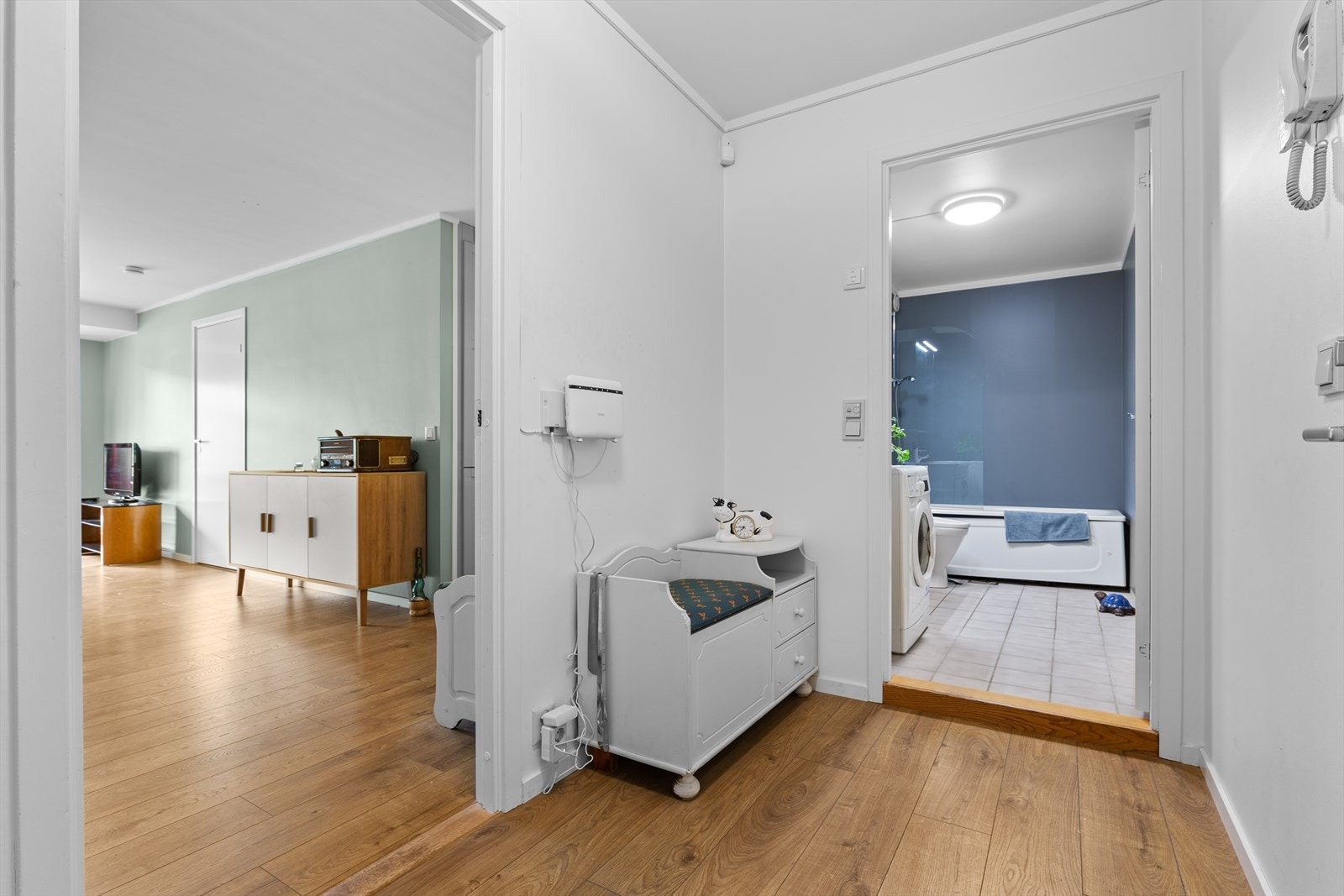 I tilknytning entré har du tilkomst til baderom. Galleribilde