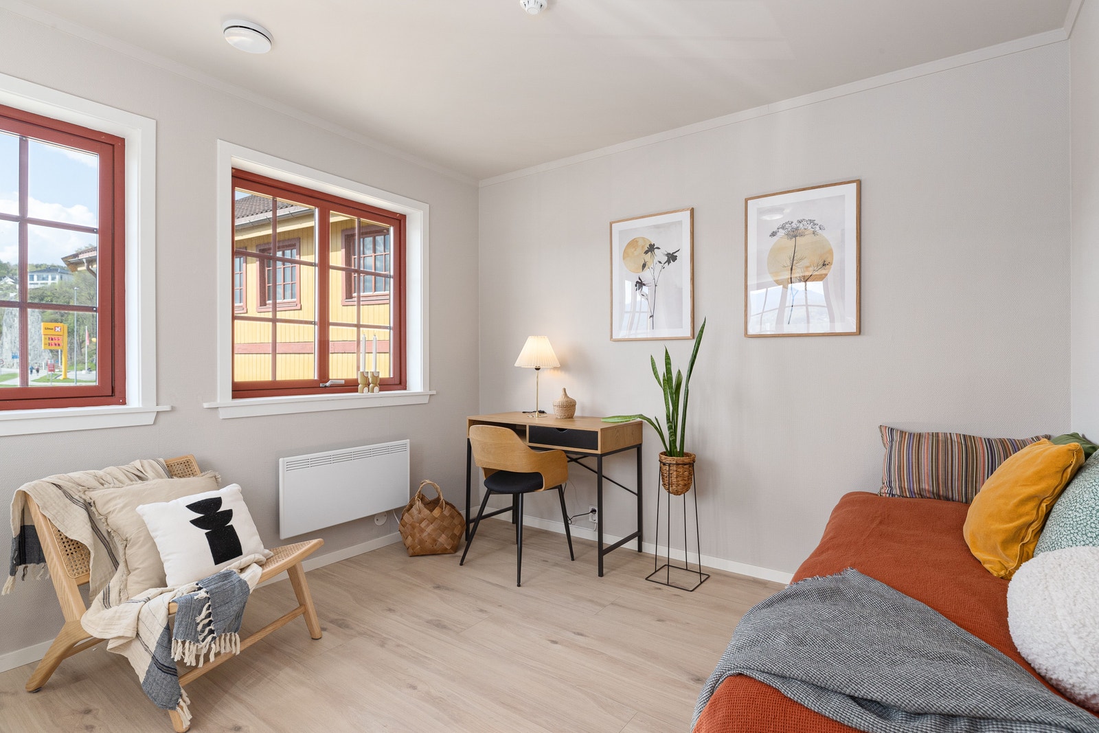 (Presentasjon med møbler. Utleies uten møbler.) Galleribilde