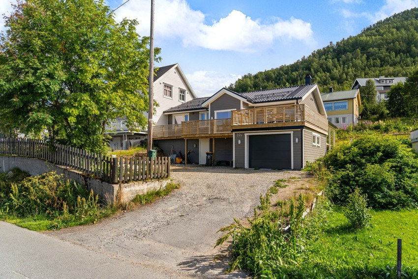 Gruset oppkjørsel