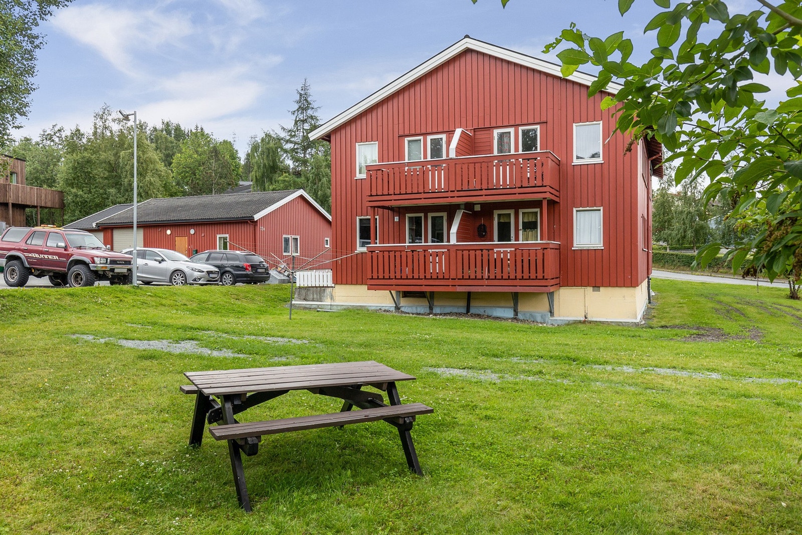 Fasadebilde. Galleribilde