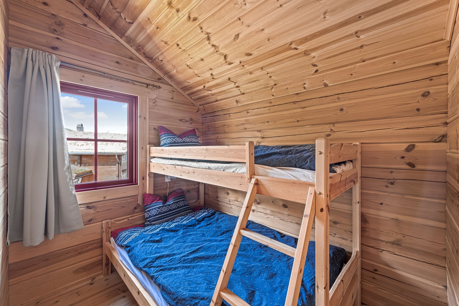 Soverom 2 med familiekøyeseng Galleribilde