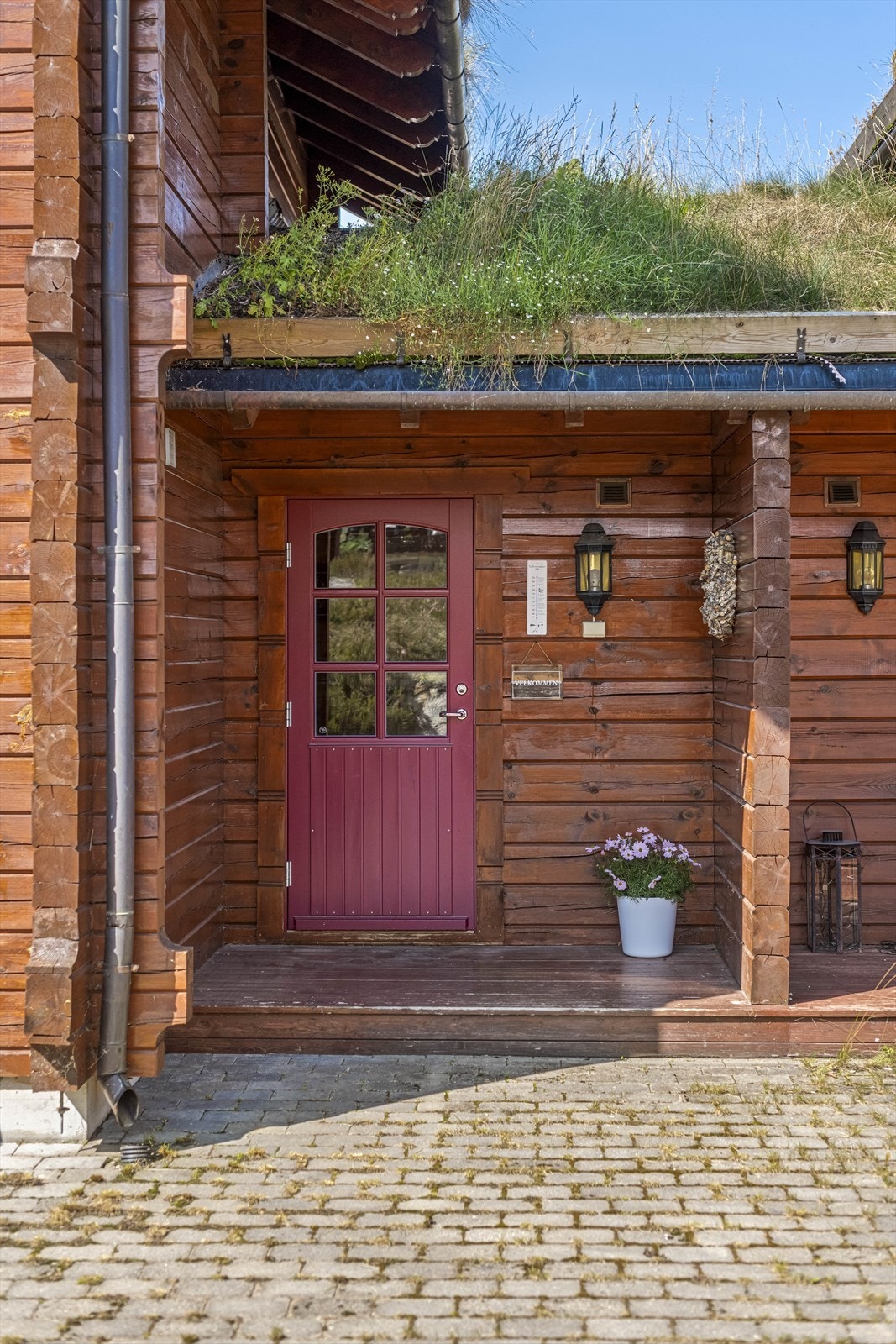 Overbygget inngangsparti Galleribilde