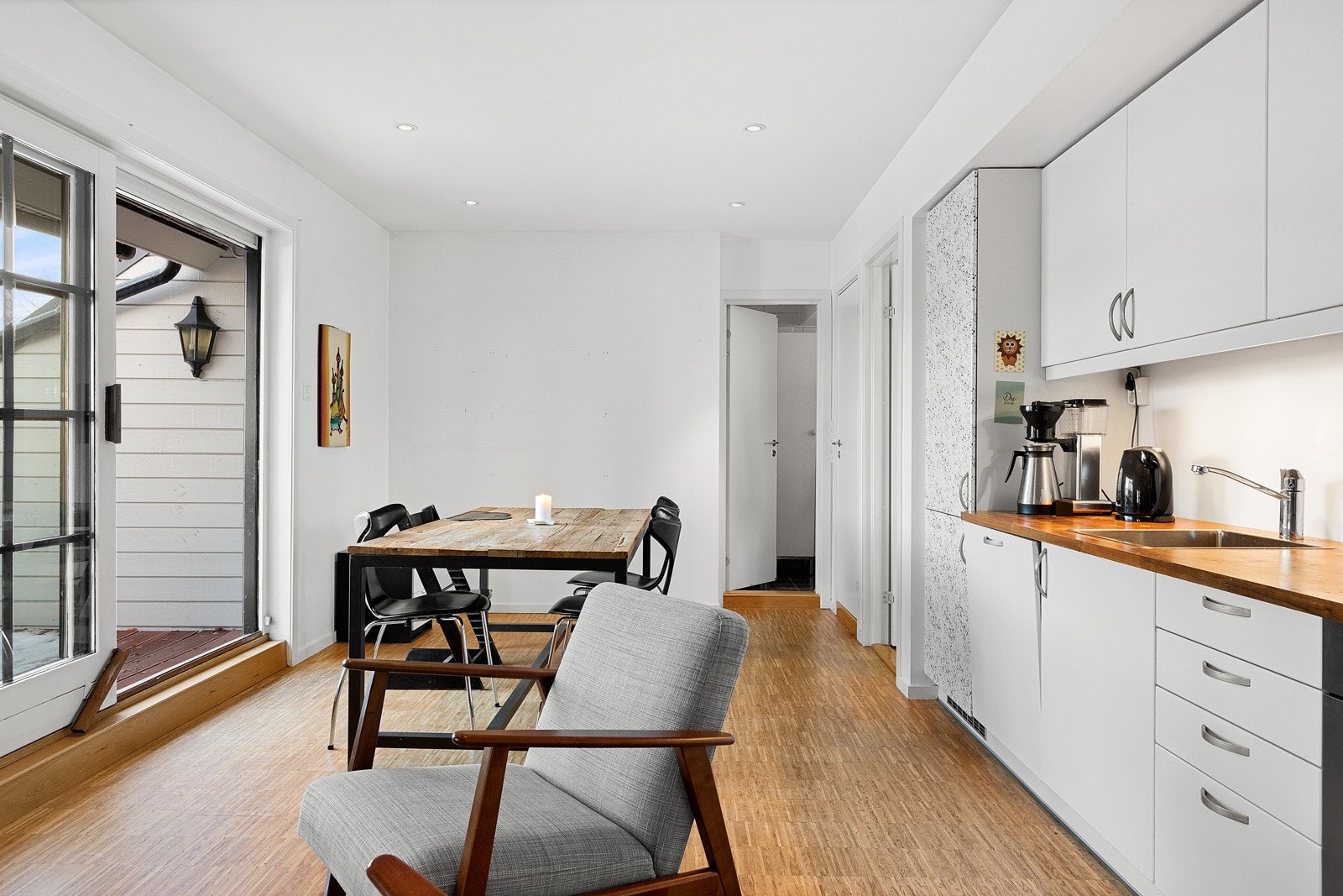 Bambus parkett på gulv som er et tidsriktig, stilig og ikke minst et slitesterkt gulv. Galleribilde