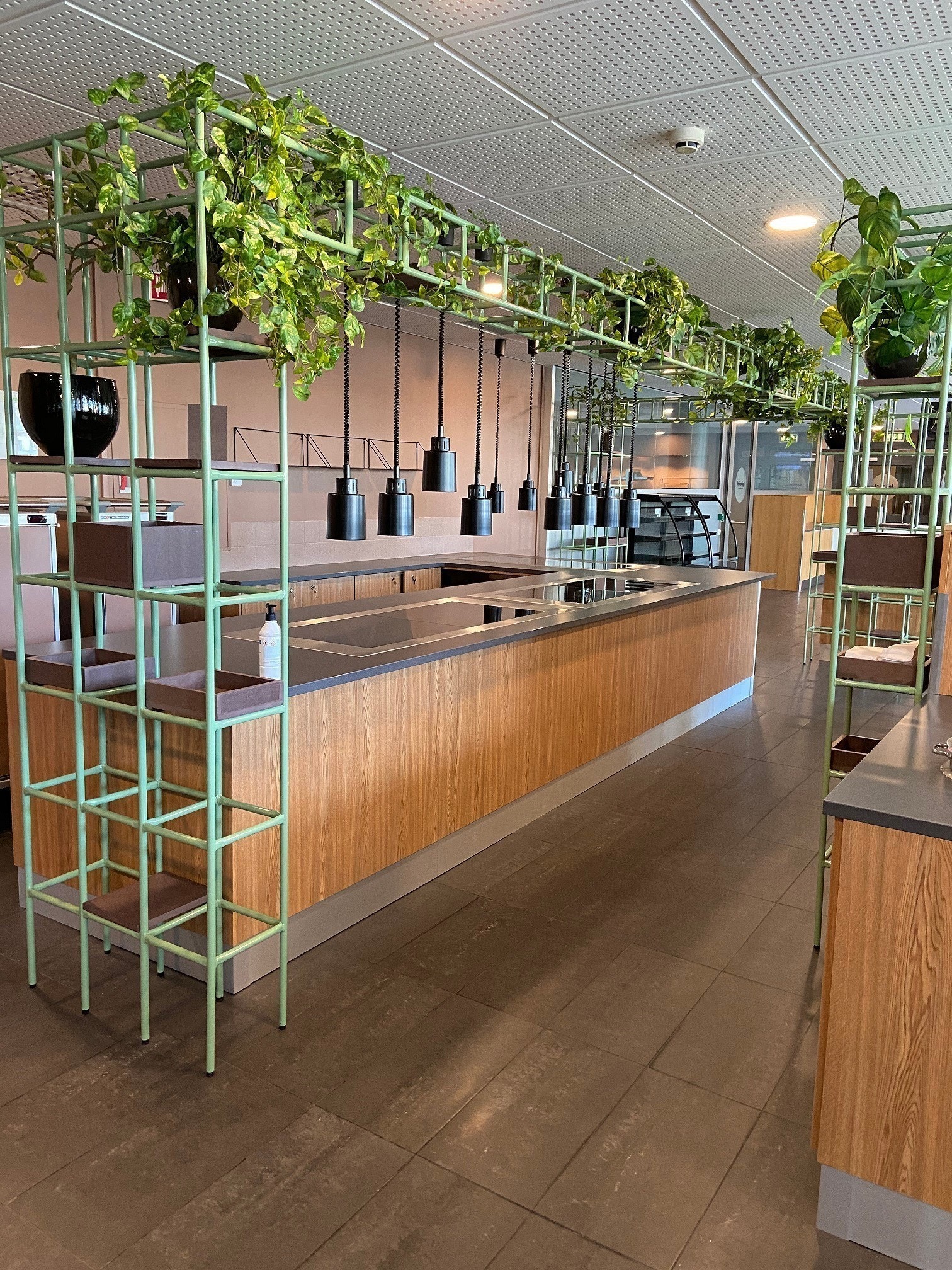 Nyoppusset kantine i 2. et Galleribilde