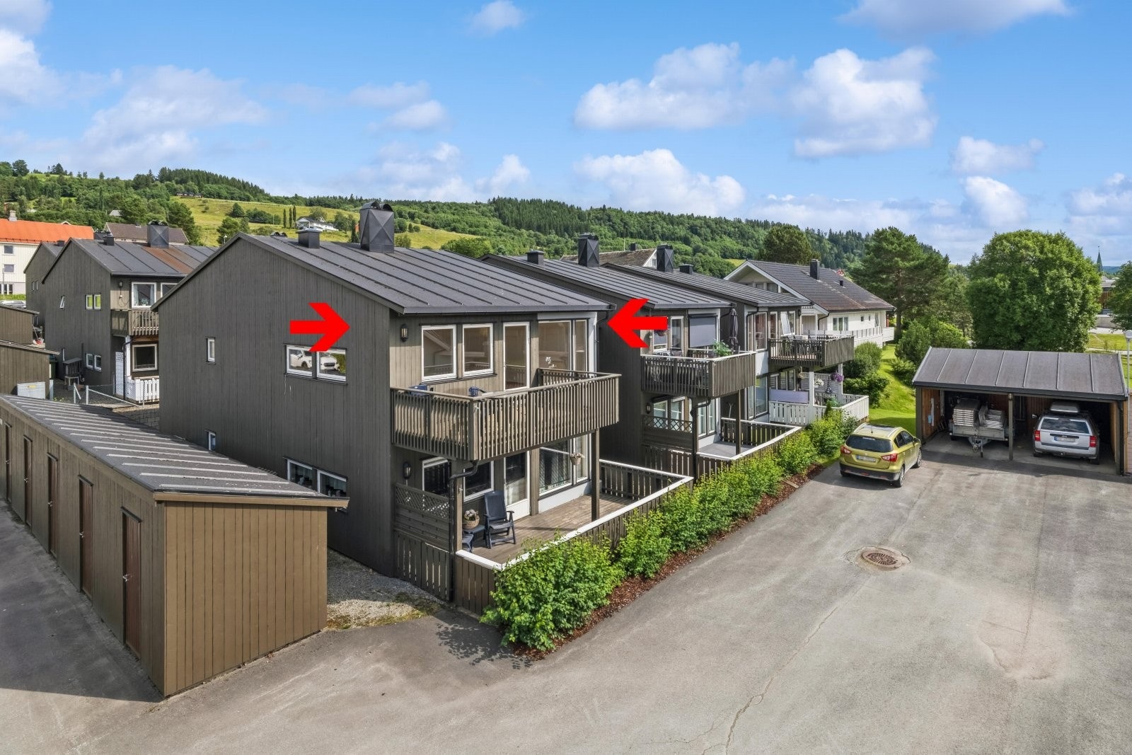 Velkommen til Mebondvegen 19 B. En pen og velholdt 3-roms leilighet med sentral beliggenht i Mebonden. Galleribilde