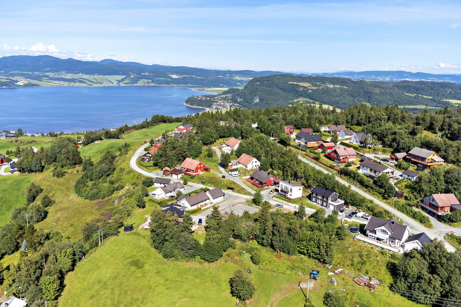 Velkommen til Buvikåsen - Her har du en 728 kvm stor boligtomt ca 5 min kjøring fra sentrum Galleribilde