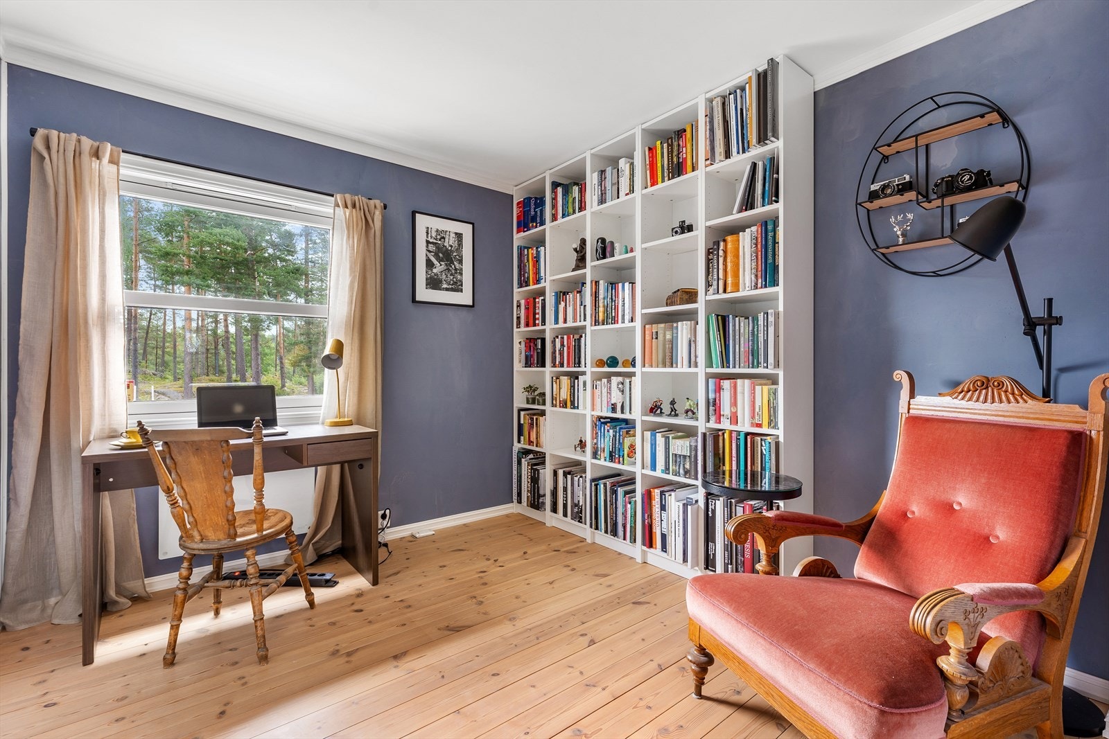 Soverom 4 eller her brukt som kontor. Galleribilde