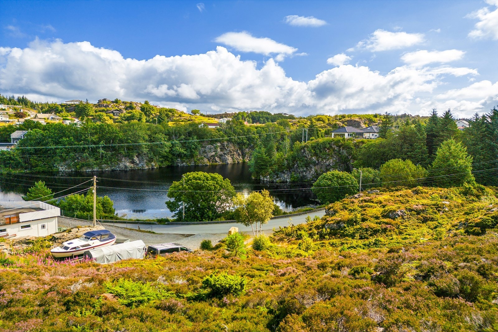 Utsikt mot Skråmestøvatnet. Galleribilde