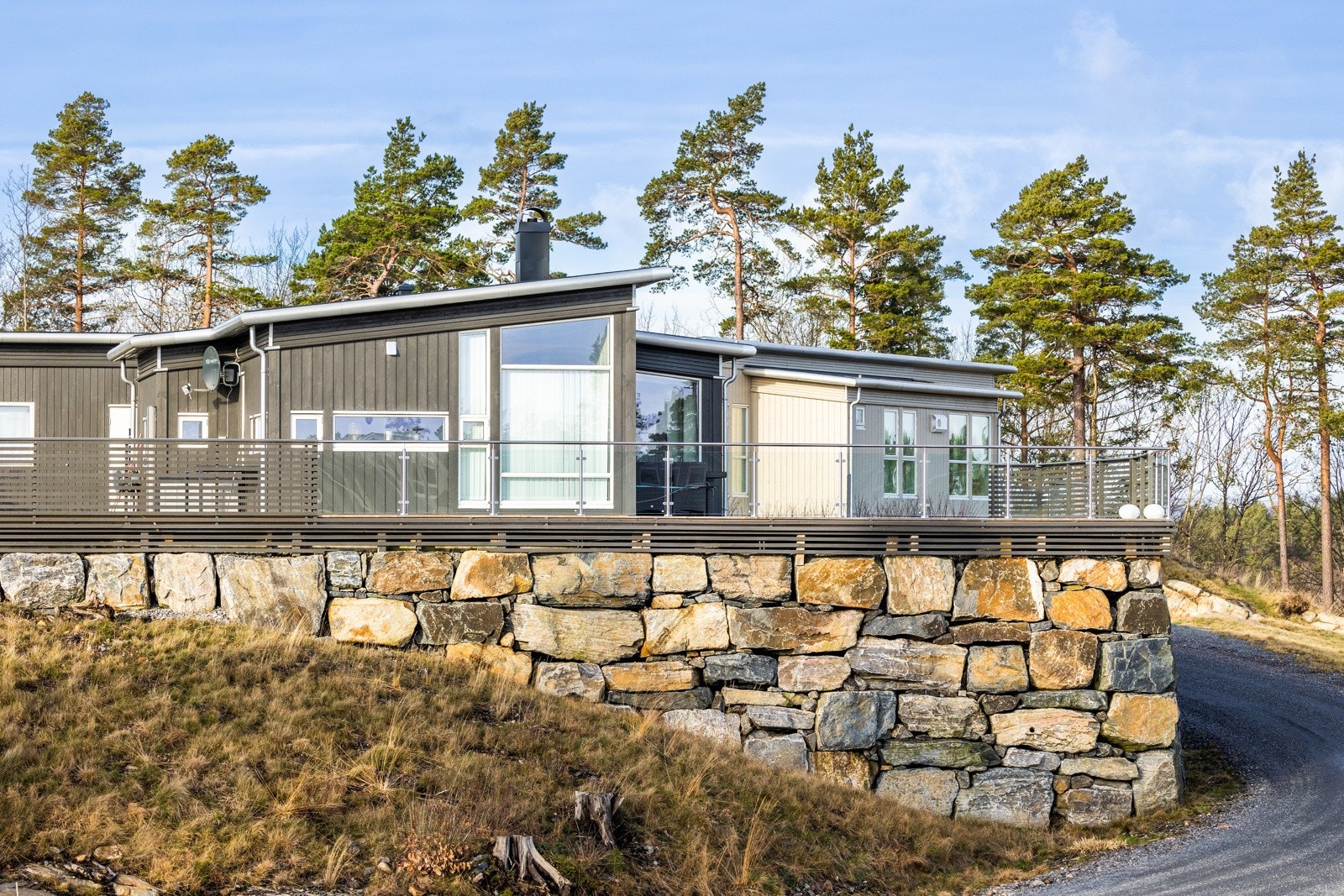 Bilde fra tilsvarende hytte ferdig oppført med kundetilpasninger Galleribilde