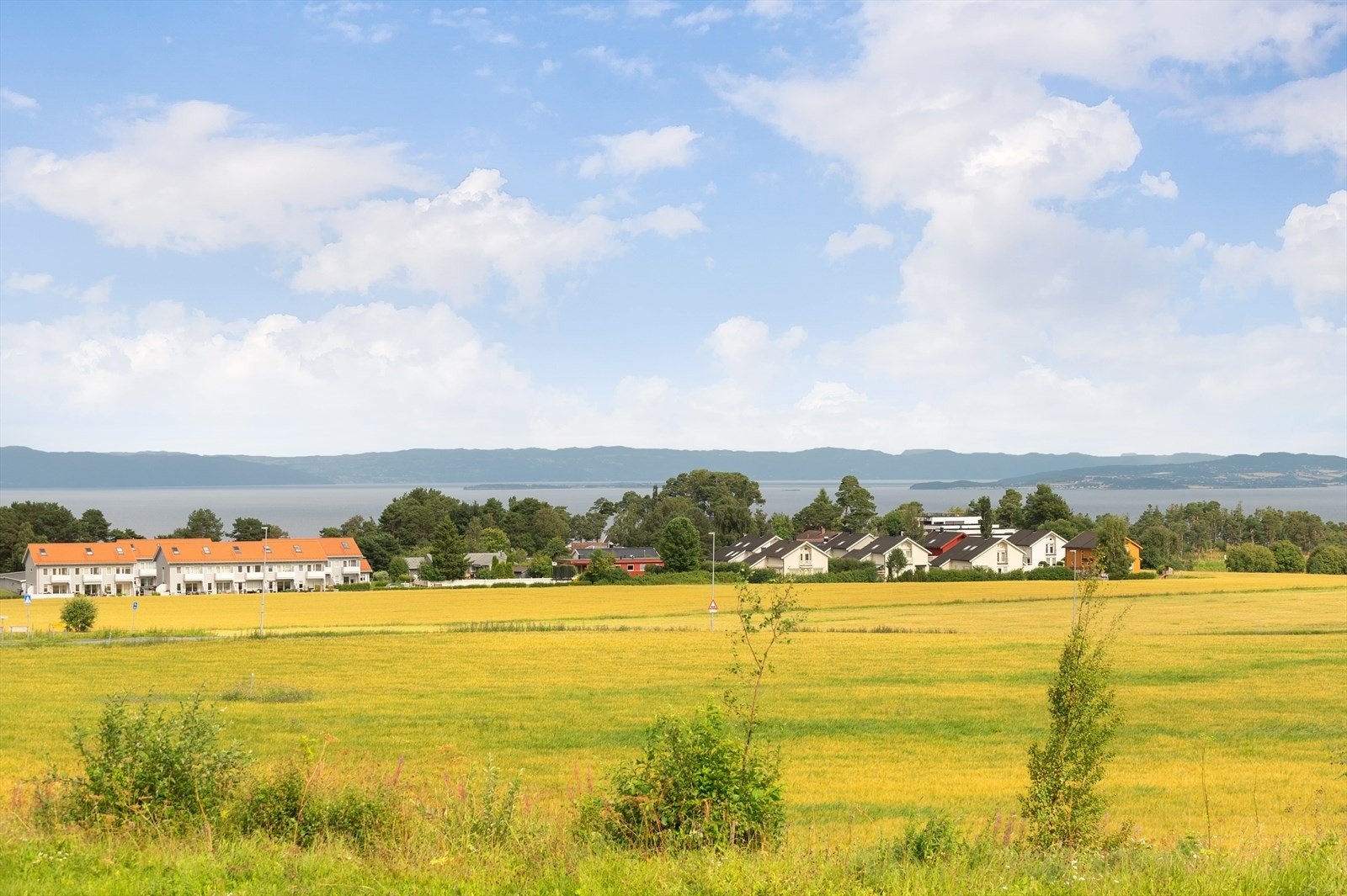 Utsiktsbilde fra boligen. Velkommen på hyggelig visning! Galleribilde