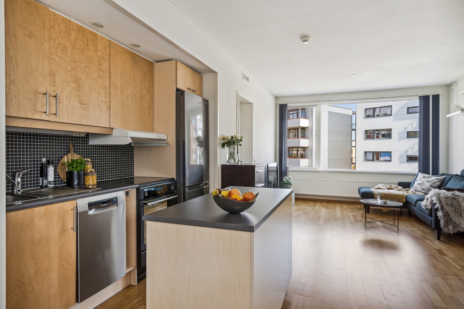 Eiendomsmegler Trude Berntsen presenterer denne 2-romsen på Strandkanten Galleribilde