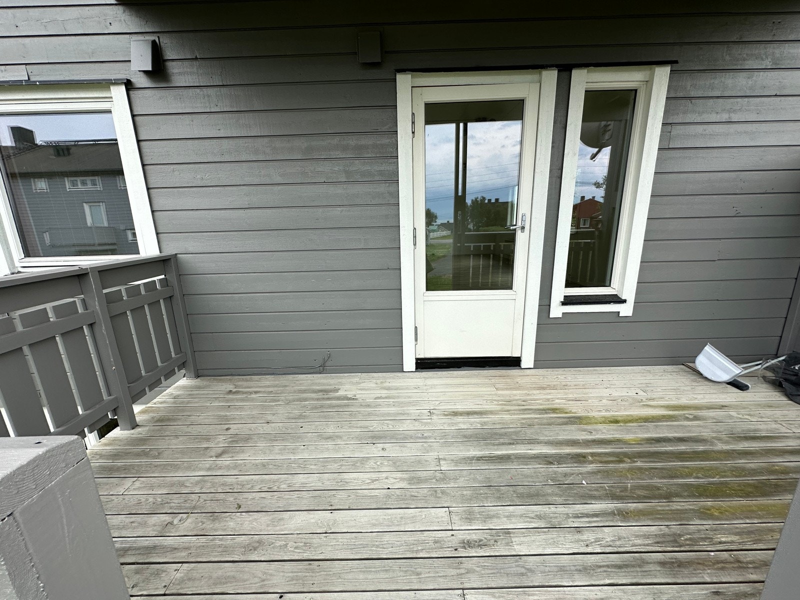 Veranda. Utgang fra stue. Galleribilde