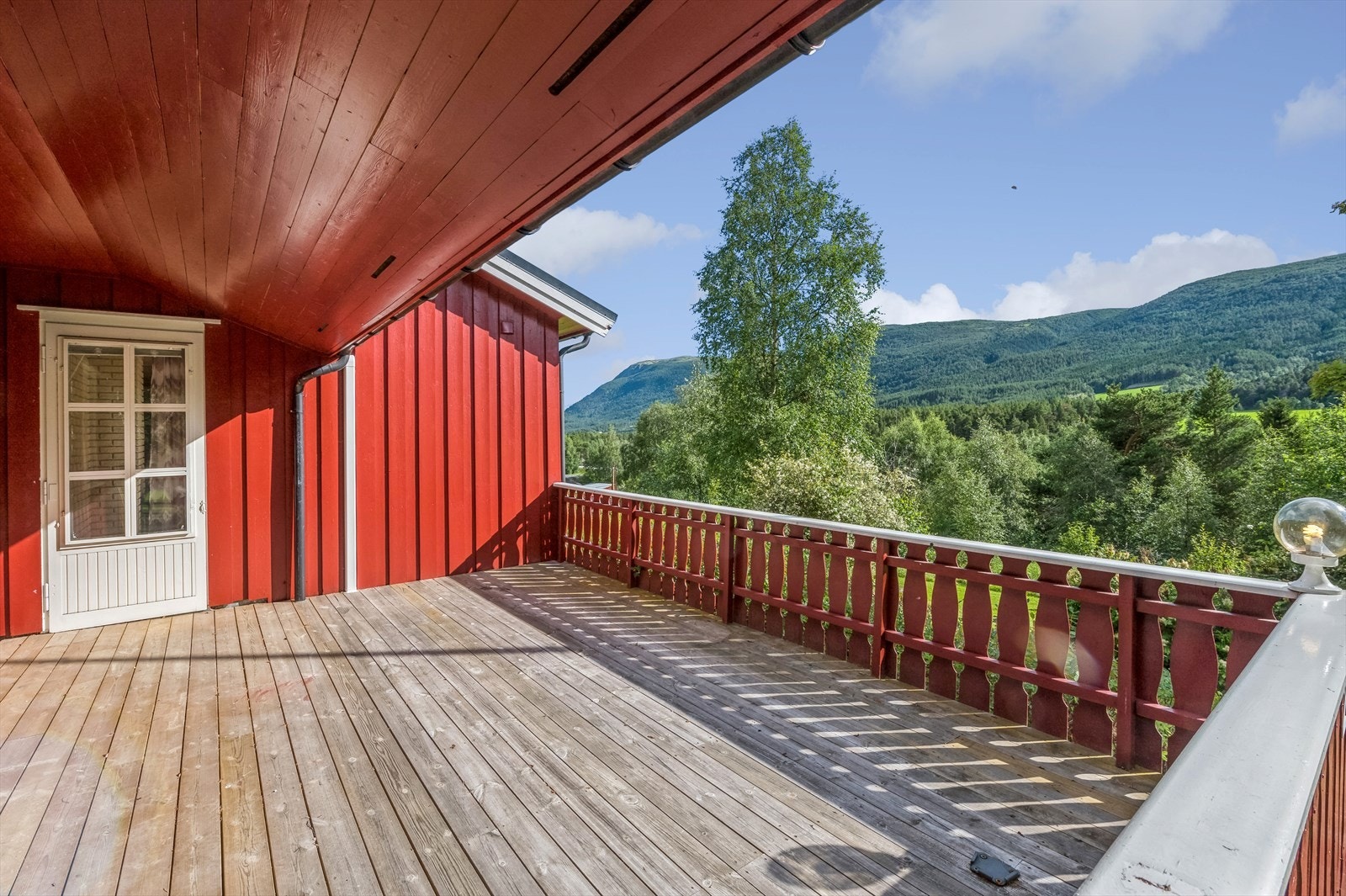 God plass til utemøblement. Galleribilde