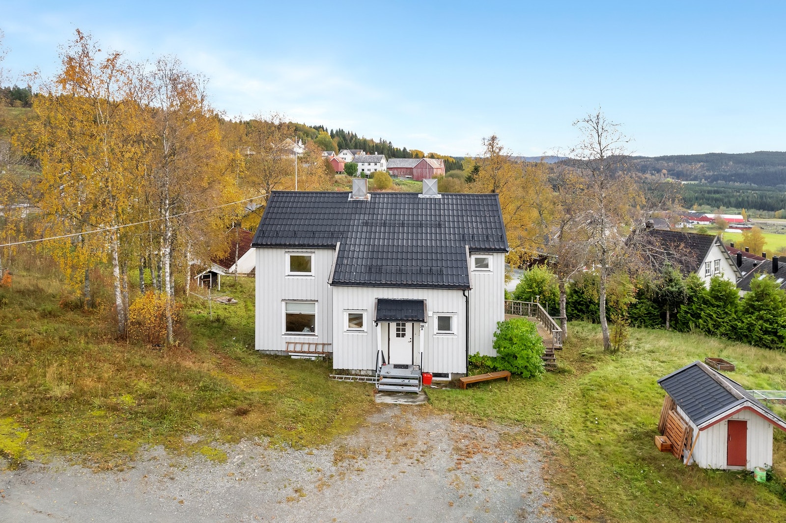 Enebolig på 225m² BRA med oppussingsbehov. Galleribilde