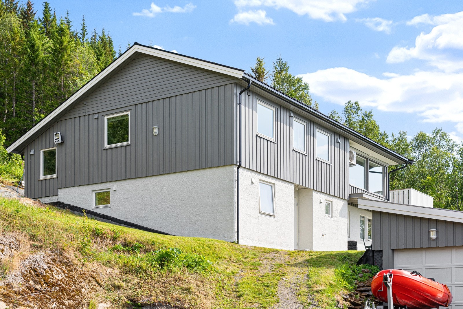 Selger sier at han har sol hele dagen fram til kl. 22-23. Galleribilde