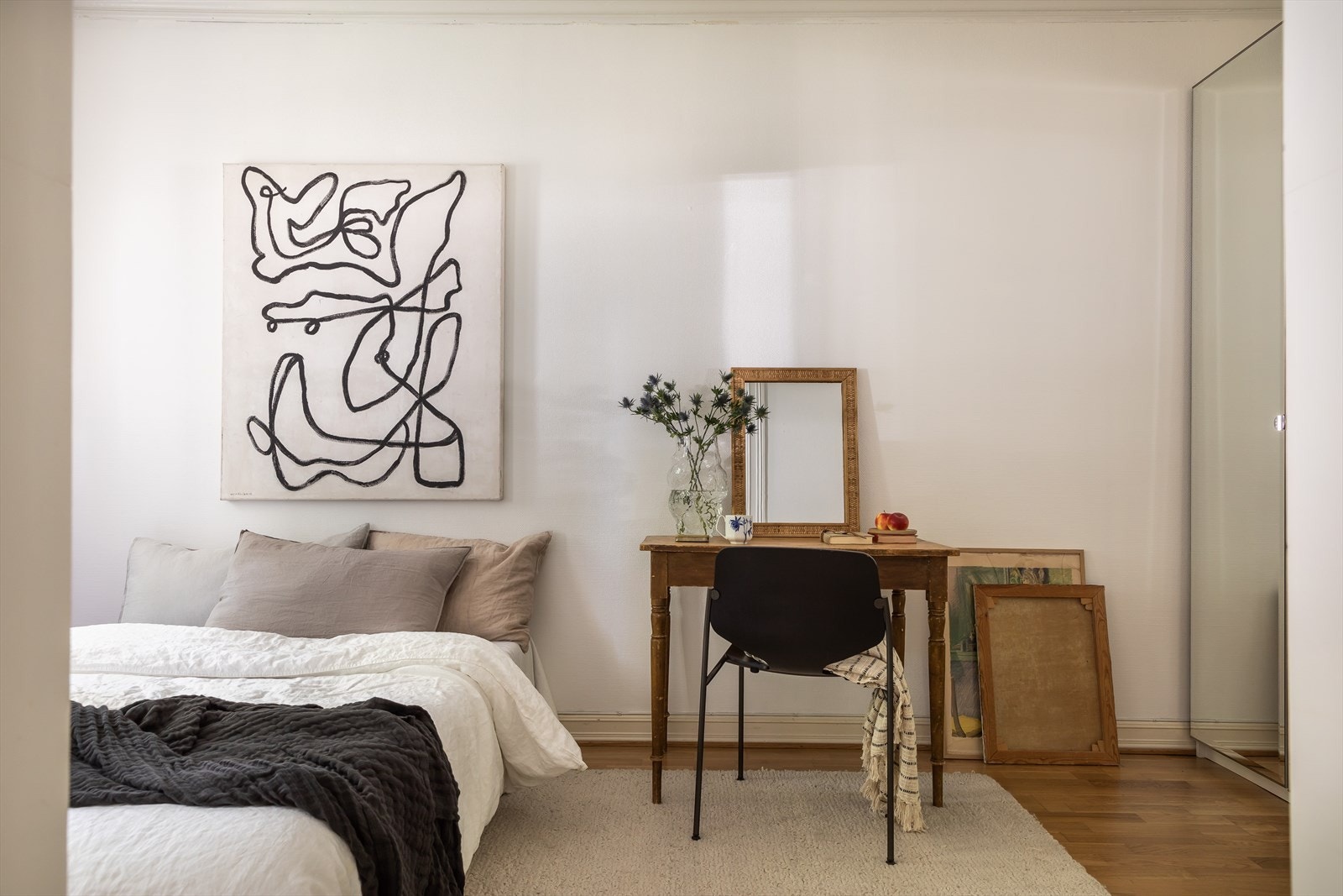 Soverom to med inngang fra kjøkkenet Galleribilde