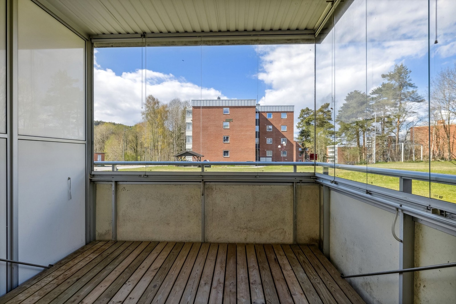 Innglasset balkong Galleribilde