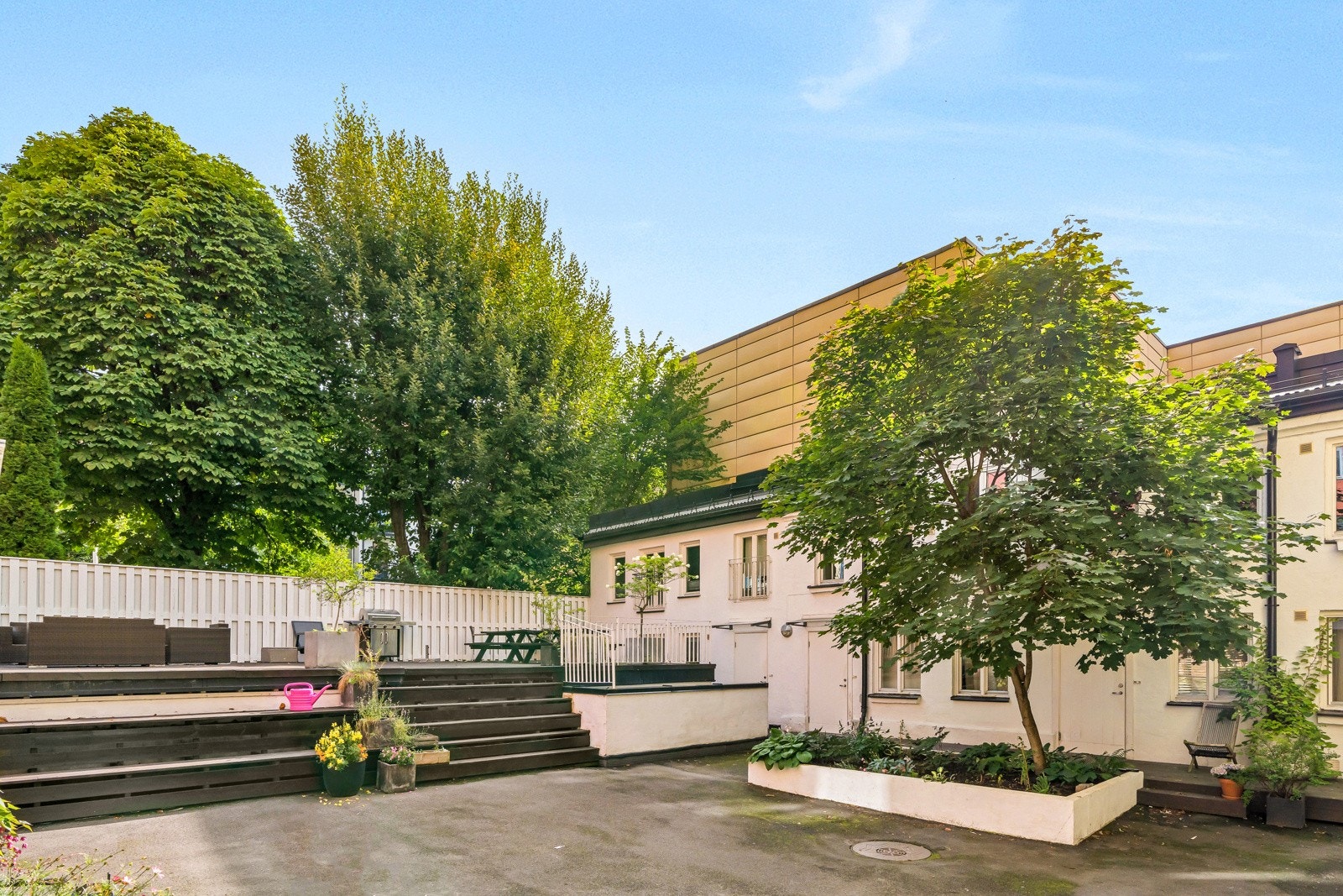 Marstrandgata 13 har en stor og luftig bakgård. Galleribilde