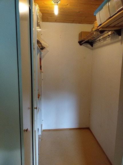 Garderobe i tilknytting til soverom Galleribilde