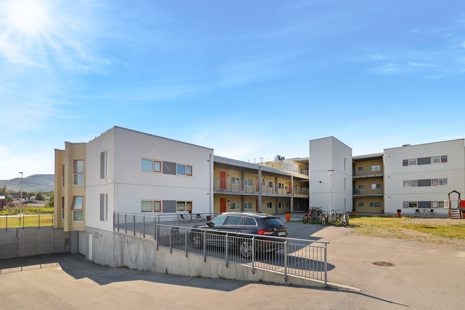 En romslig og innbydende 3-roms selveierleilighet Galleribilde