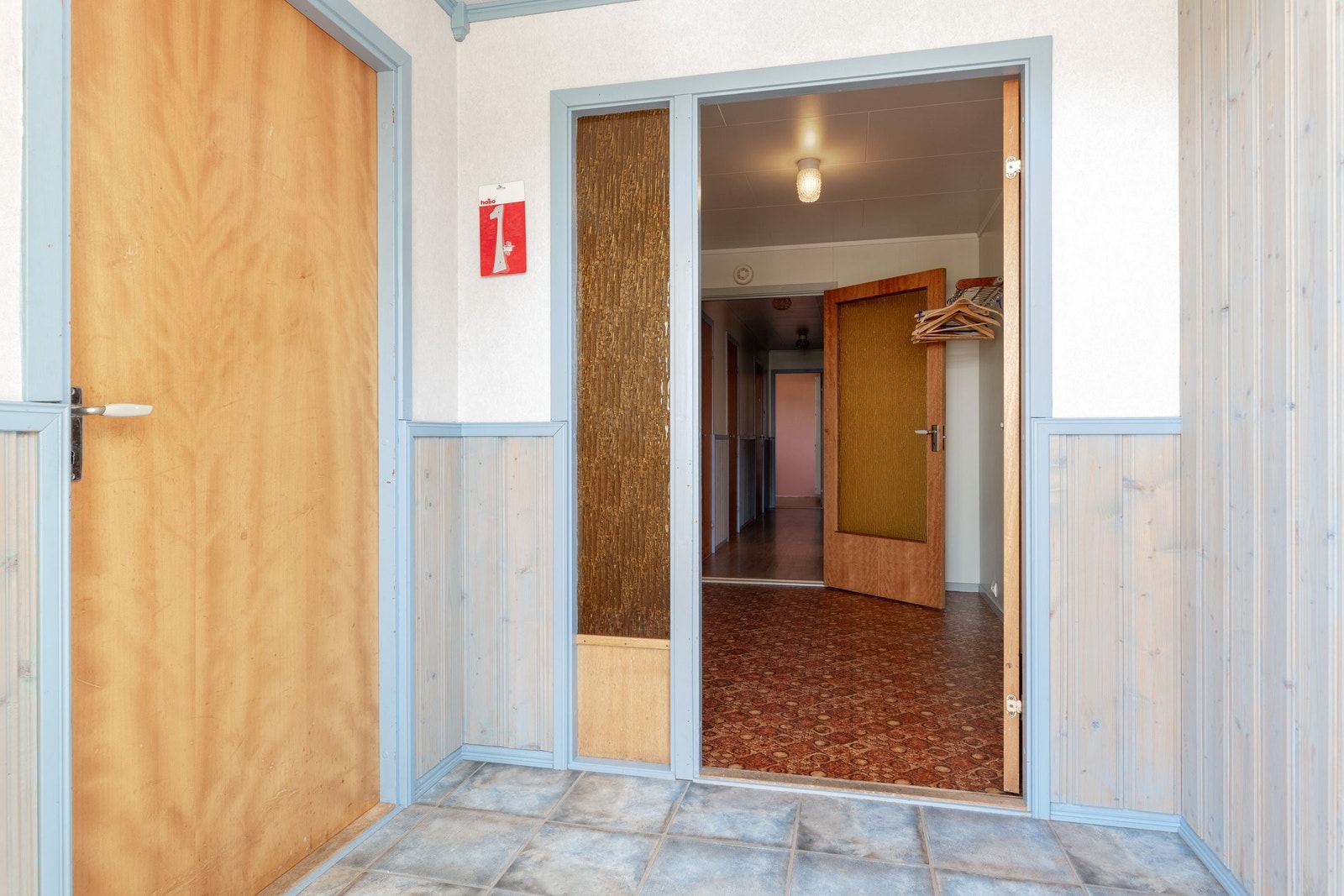 Vindfang, inngang til disponibelt rom Galleribilde