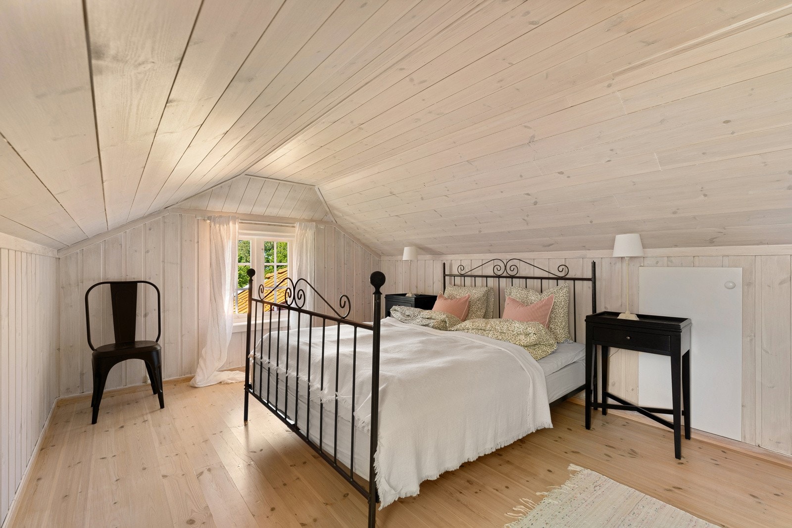 Soverom 4 i 2 etg./loft Galleribilde