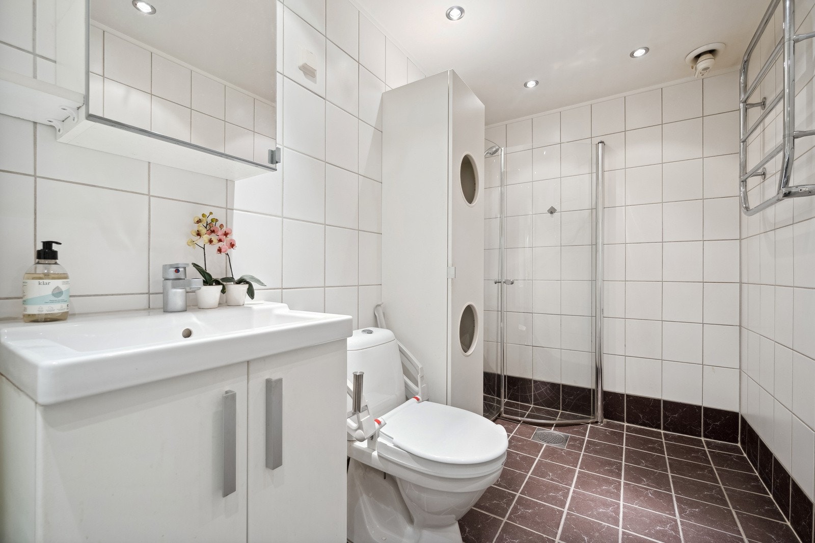 Badet har også varmekabler i gulv. Galleribilde