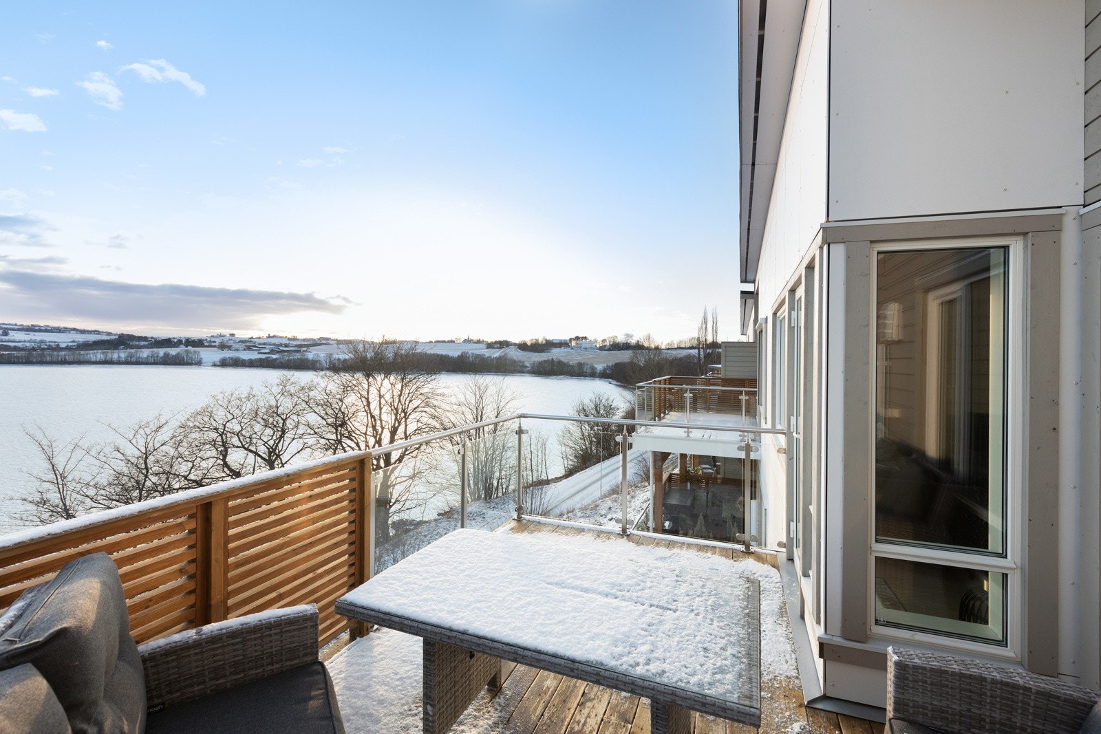 Her kan man nyte sol, også vinters tid. Galleribilde