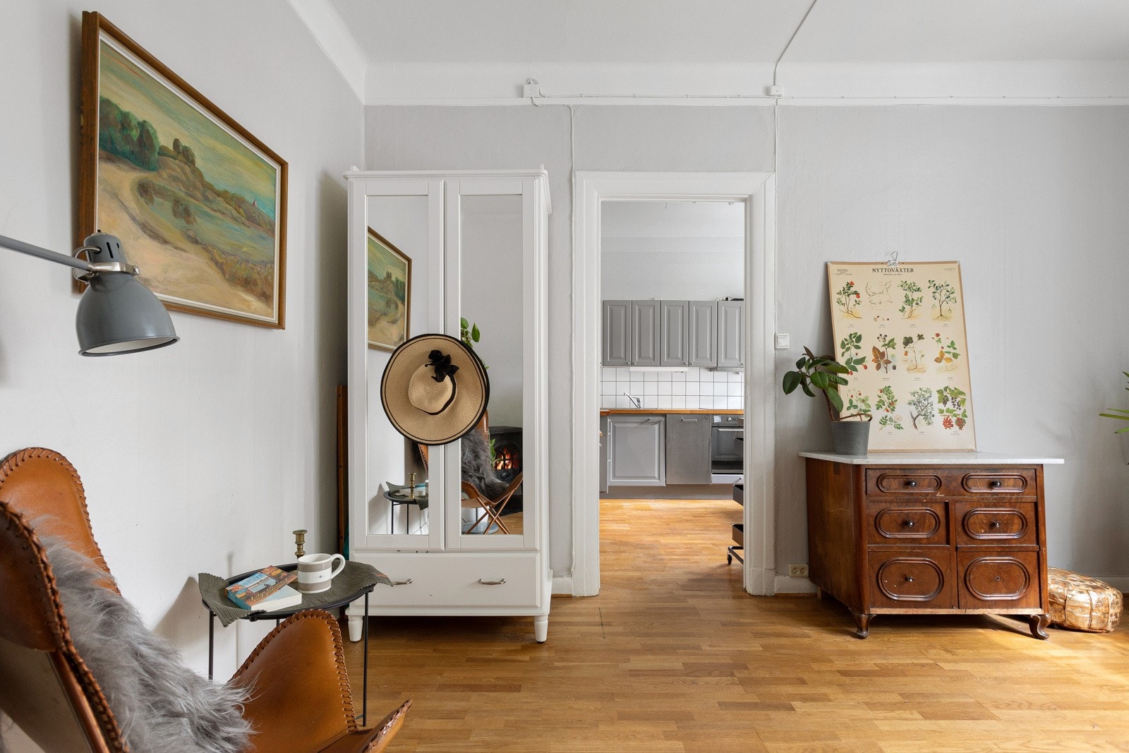 Svært lave felleskostnader på kr. 1 752,-/mnd som inkluderer kabel-TV/bredbånd. Galleribilde