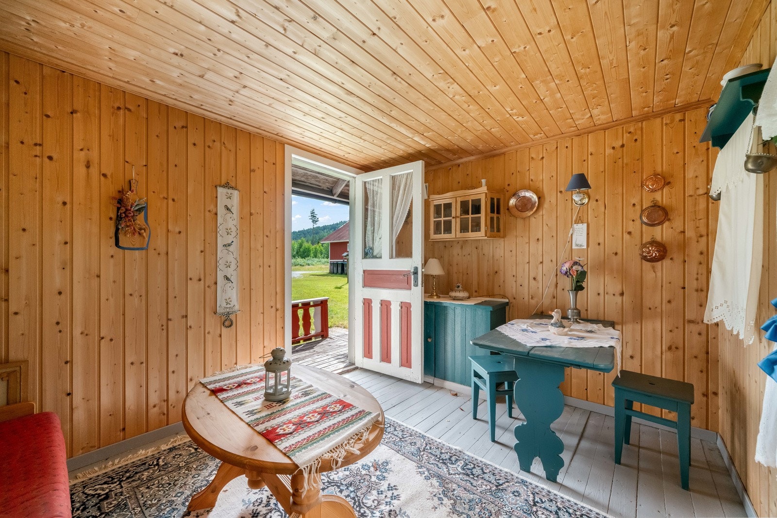 Bruksrom i eldhus. Galleribilde