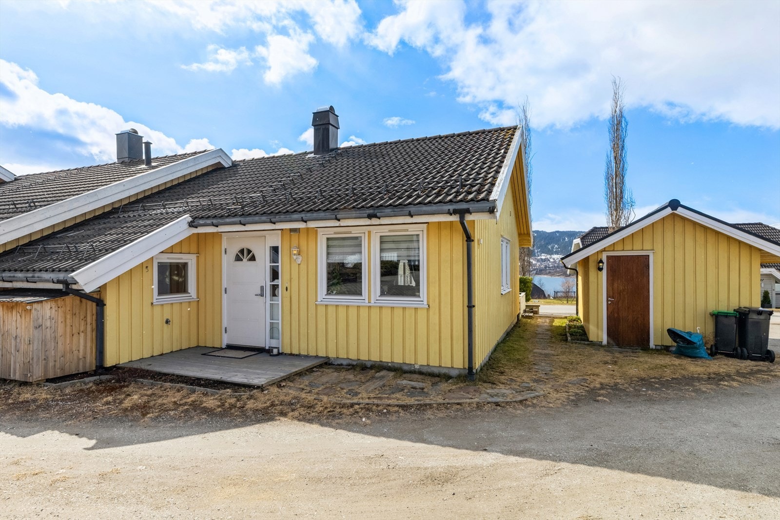 Inngangsparti Galleribilde
