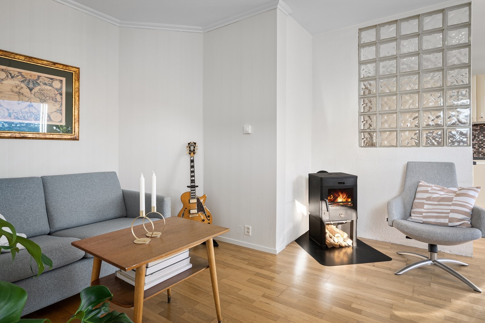 Peisovn som gir godt med varme på kalde dager. Galleribilde