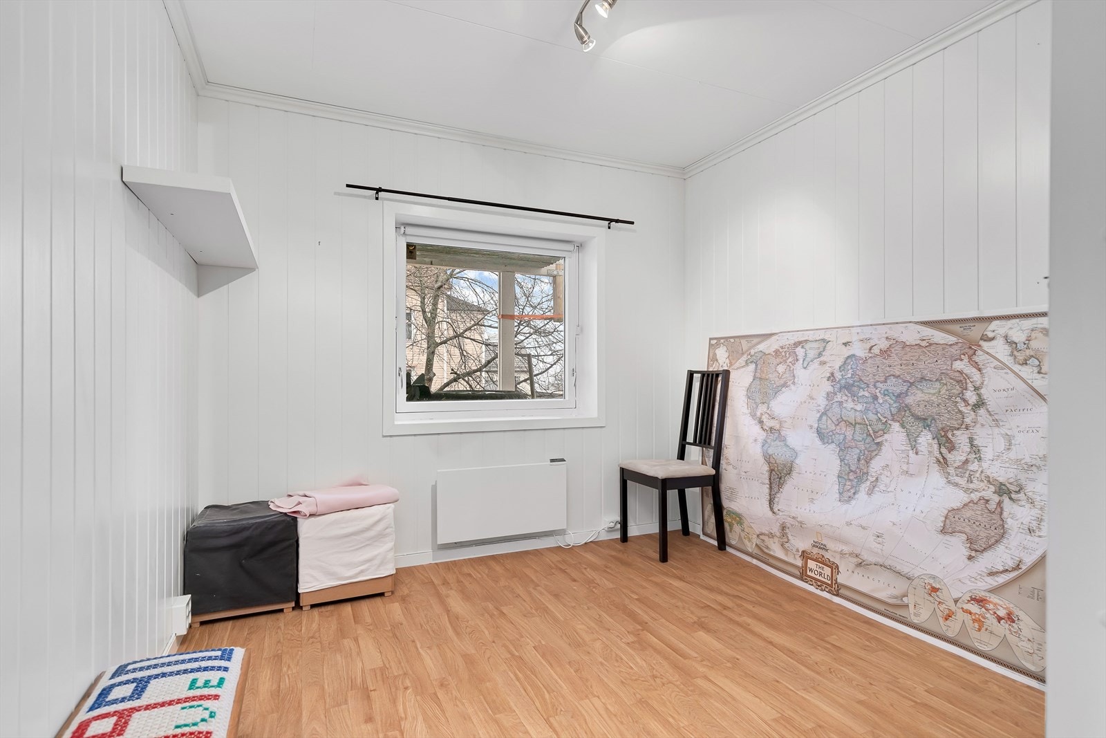 Underetasjen har 1 soverom. Galleribilde