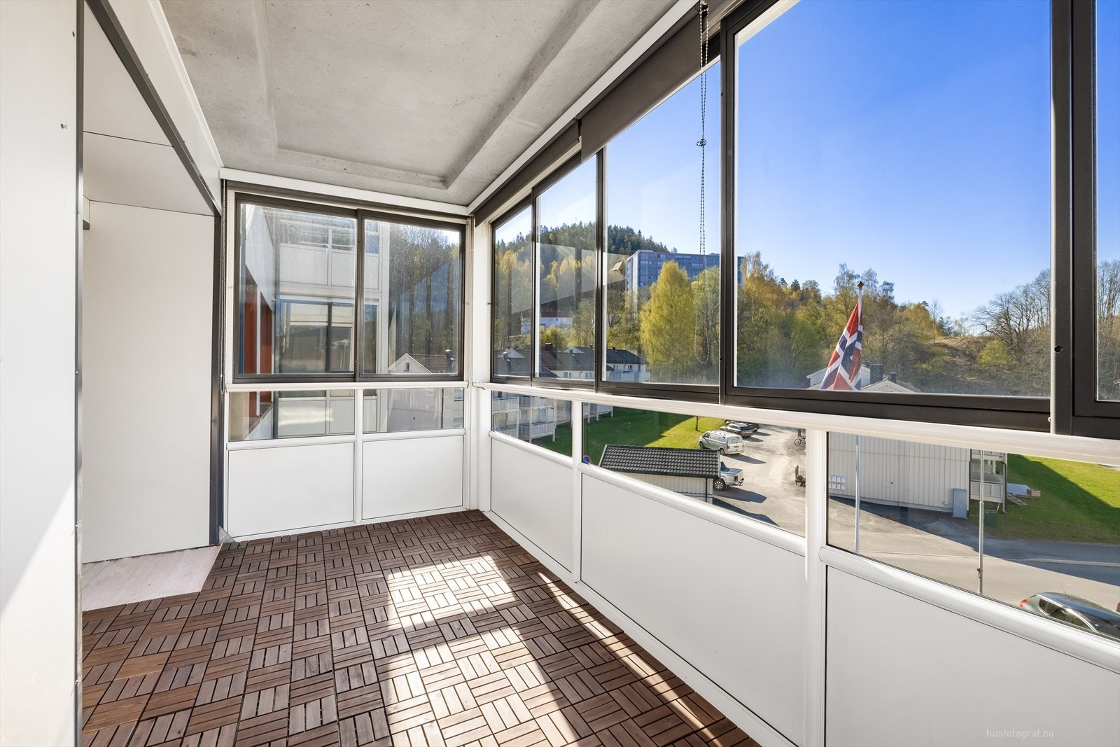 Romslig terrasse på 10 kvm Galleribilde