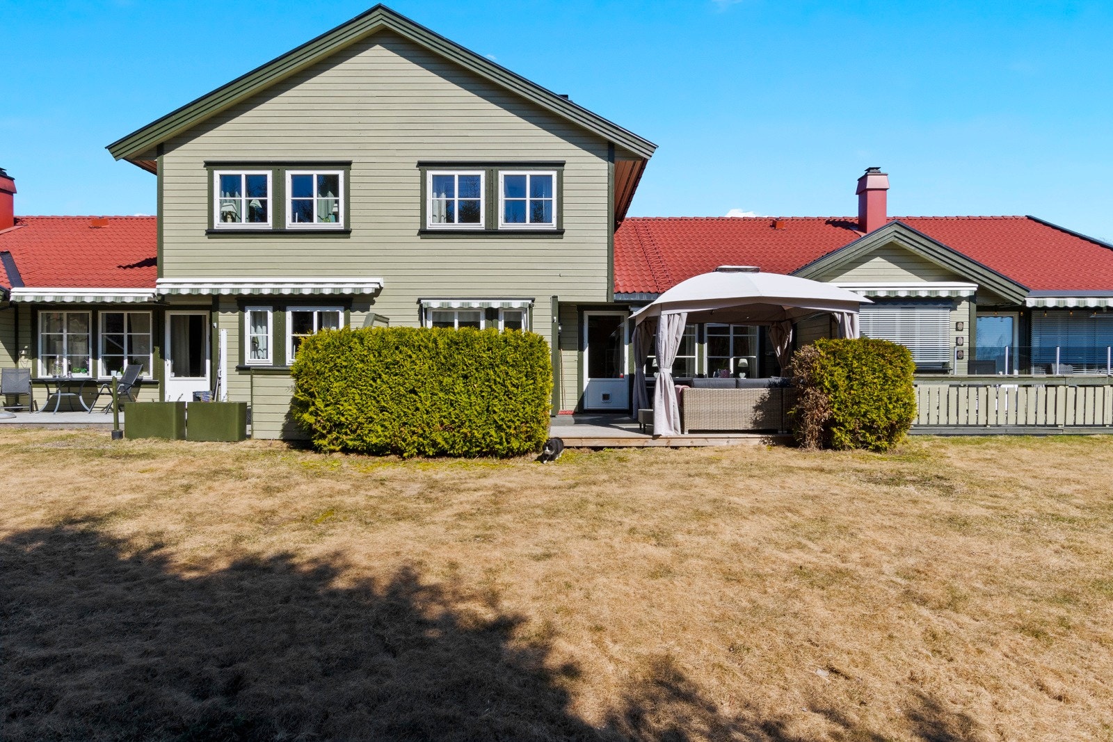 Korsmotunet 21 er en super familiebolig med topp planløsning 1 time fra Oslo! Galleribilde