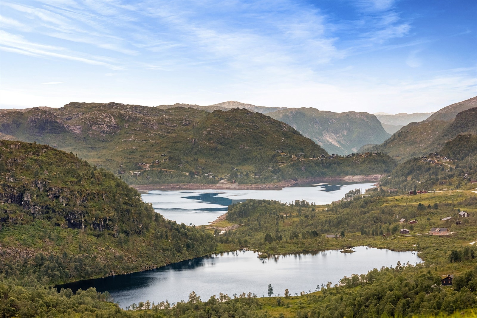 Blyfjellsvatnet og Stordalsvatnet. Galleribilde