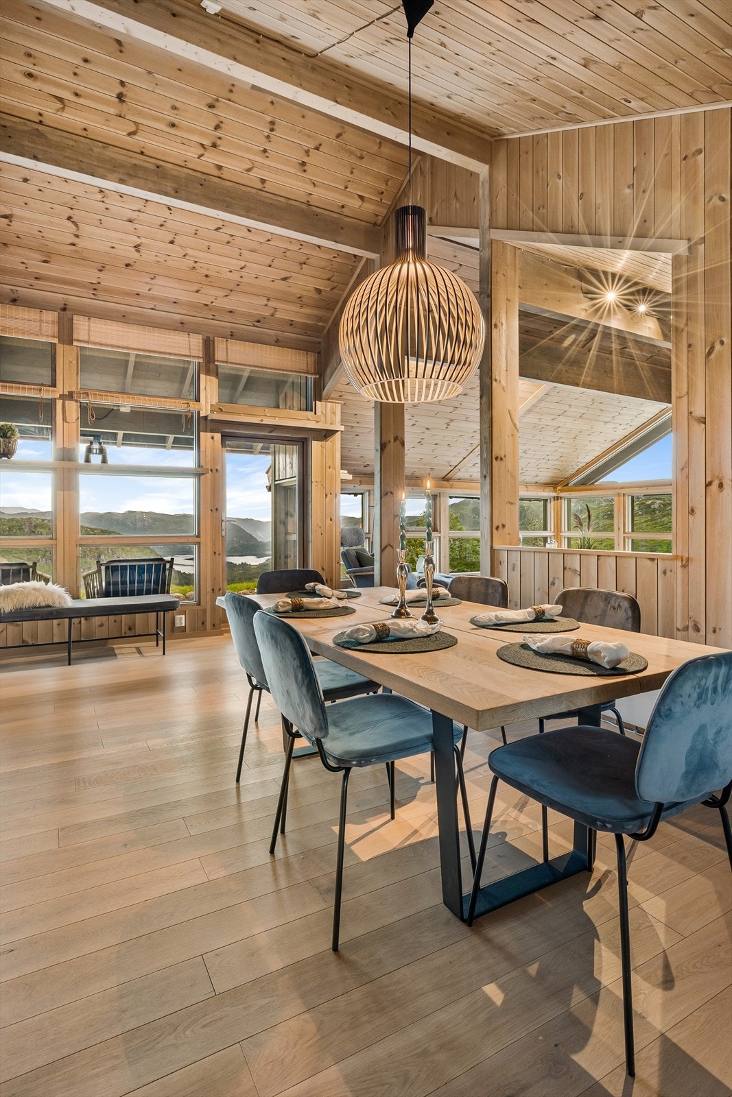 Kjøkkenet sett mot stuen Galleribilde