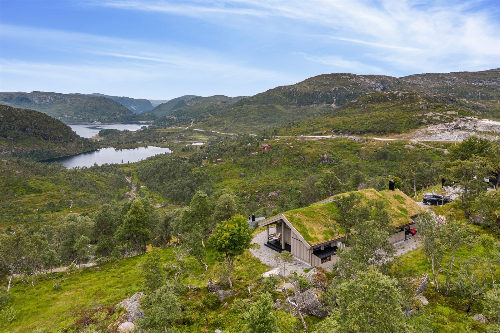 Nydelig utsikt over Stordalen fra eiendommen. Galleribilde