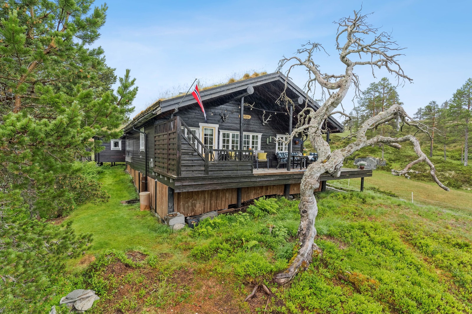 Eiendomsmegler 1 v/Rune Johansen har gleden av å presentere Vinddøldalsvegen 50! Galleribilde
