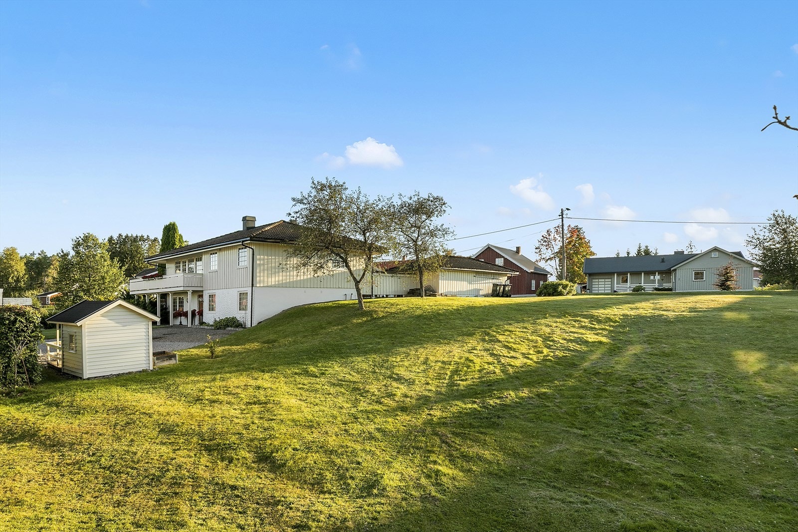 Store, solrike og barnevennlige utearealer Galleribilde